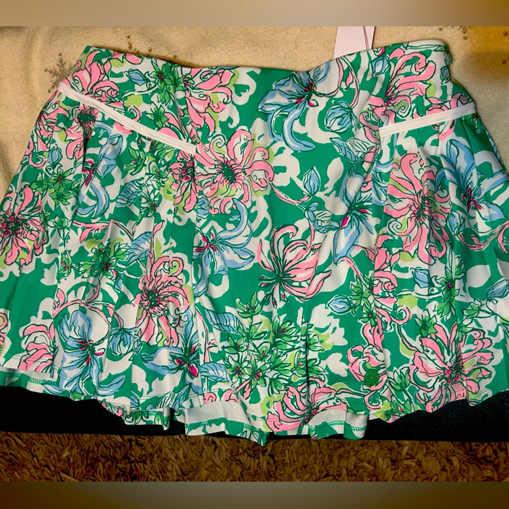 Lilly Pulitzer skort- Spearmint Blossom Views